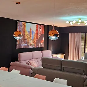 Centro Catedral Carrera 27, 1 Plaza De Aparcamiento Y Netflix Gratis Apartamento